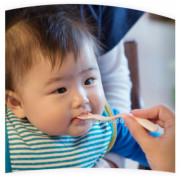 (激安低至7折) Richell 嬰兒餵食叉匙 盒裝 (適合5個月以上) U