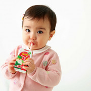(低至$19) 日本製 Pigeon 嬰兒 蔬菜蘋果汁 125ml x 3包裝 (適合5個月以上) 貝親