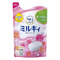 (低至$18) 牛乳石鹼 日本製 牛奶精華 沐浴露 沖涼 (玫瑰花香) 400ml (補充裝) 